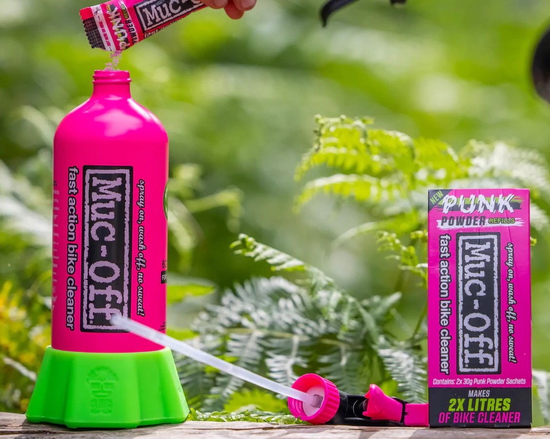 MUC-OFF Bottle For Life Bundle Powder & Bottle Set