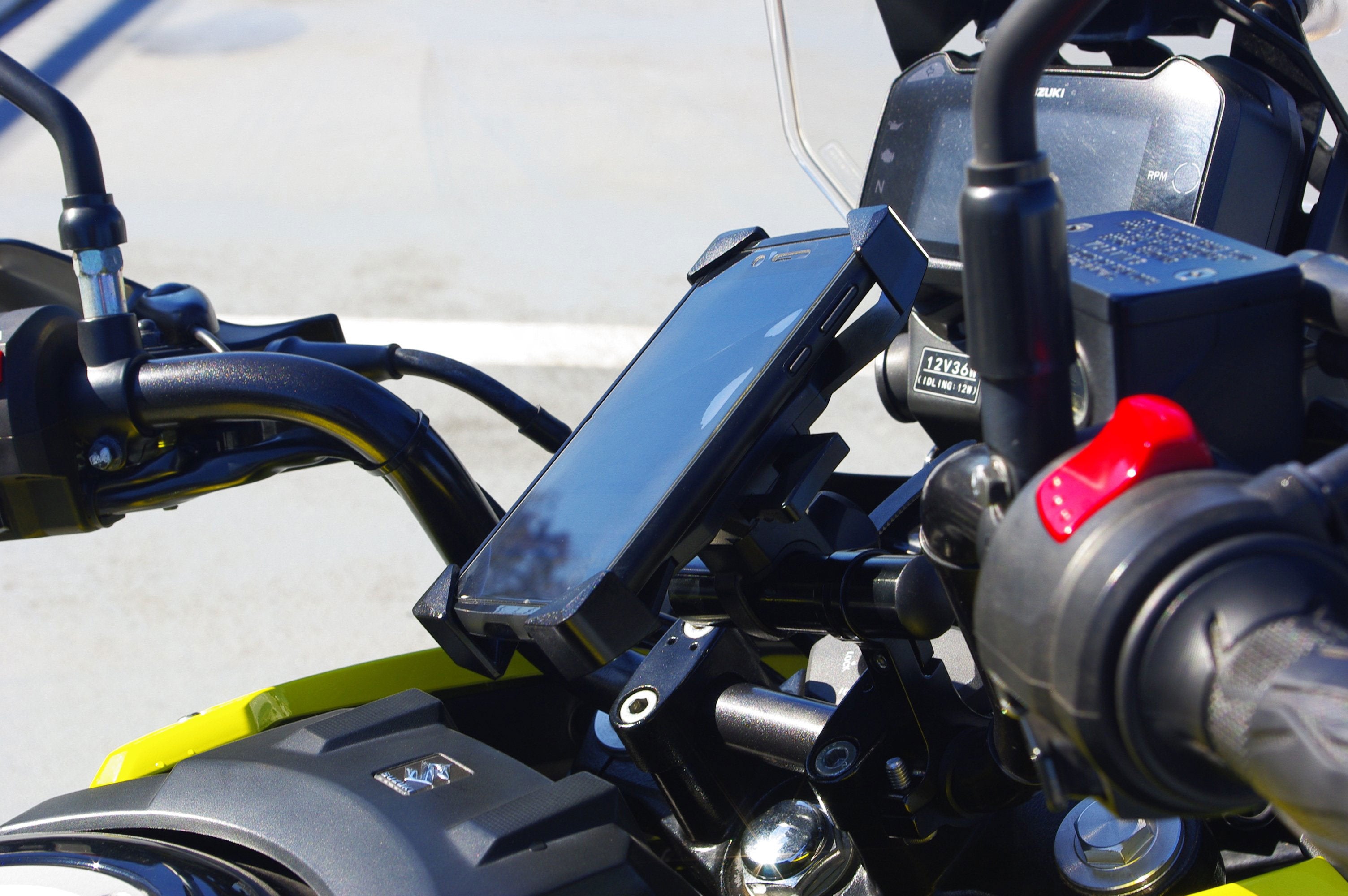 DEF YATTAH BIKE MOUNT ワンプッシュ DEF-BM4